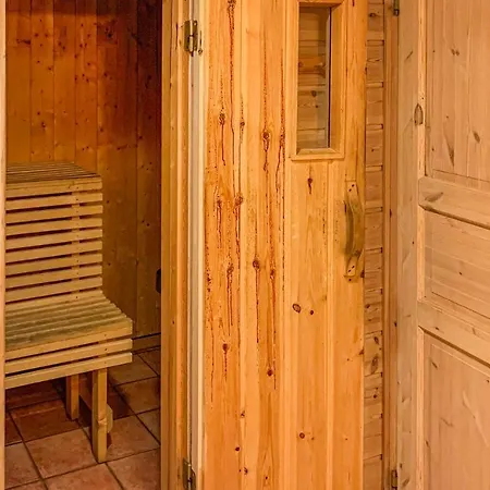 Nyaraló Four Bedroom Holiday In Aseral